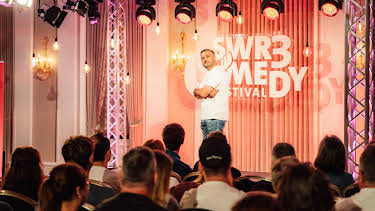 21:45: SWR3 Comedy Festival 2022: Luan | 3SAT | 6/22 2026