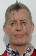 Jo Wheatley som Dog walker