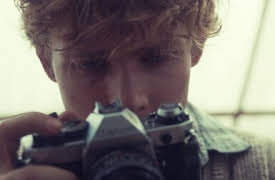 Den enda lögnen: Under ytan