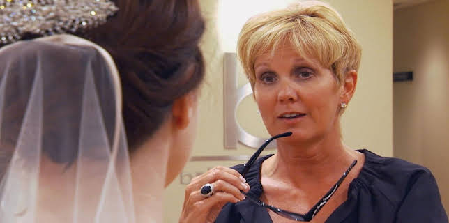 05:25: Mein perfektes Hochzeitskleid! - Atlanta | Sixx | 12/6 2025