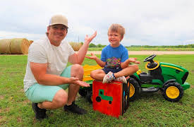 pocket.watch Hudson's Playground Ultimate mishmash: Treasure Search Surprise!