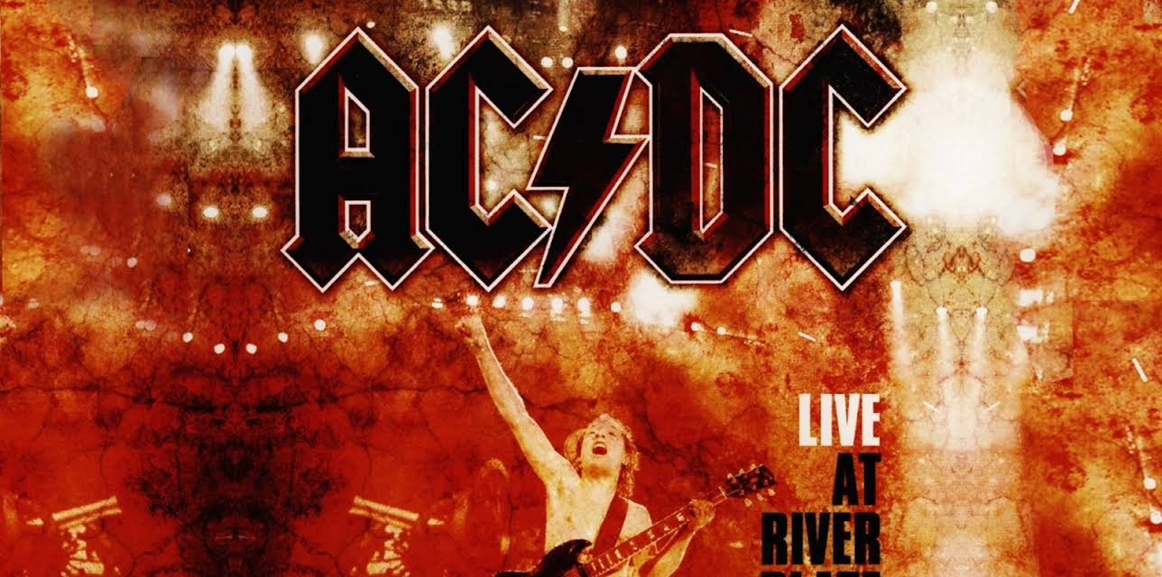 Live At River Plate (2009)