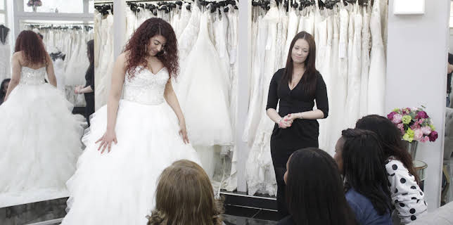 06:00: Say yes to the Dress UK (S4 E19) (S4) | TLC | 11/19 2025