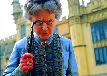 05:00: Nanny McPhee - Den Fortryllende Barnepige | Viasat Film Family | 8/25 2026