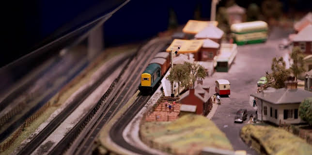 10:20: Antiques Road Trip (S26 E6) (S26) | TV8 | 1/7 2026