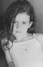 Brooke Hamlin som Katie Morrison