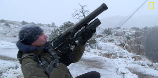 00:00: Running Wild with Bear Grylls: The Challenge (S2 E3) (S2) | National Geographic | 11/30 2025