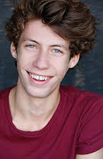 Parker Wierling como Jeremy