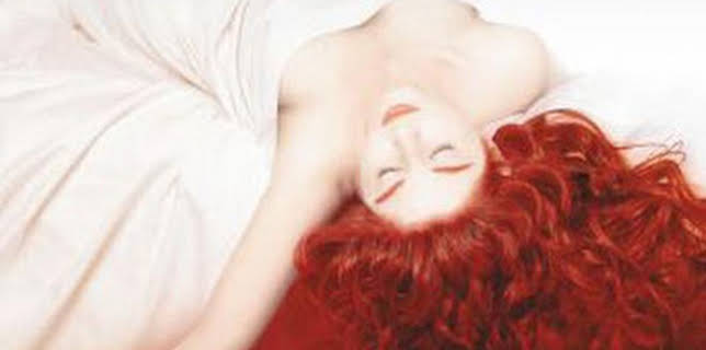 23:45: El perfume: historia de un asesino | COSMO | 12/19 2025