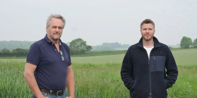 04:50: River Hunters - Schatzjäger unter Wasser | Kabel Eins Doku | 1/6 2026