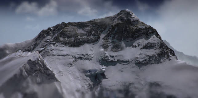 22:05: To Live or Die on Everest | Discovery Channel | 12/30 2025