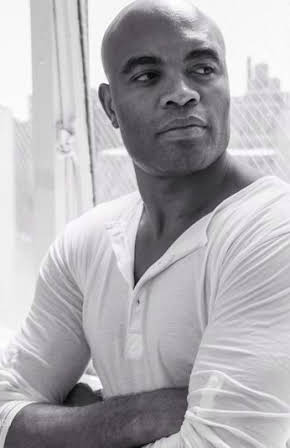 Anderson Silva as 