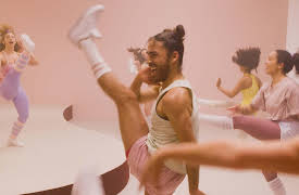 Retro Sculpt: Dance It Out!