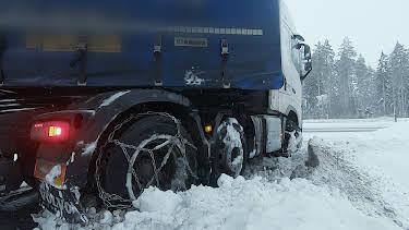 03:30: På glattisen (S12 E2) (S12) | Viasat 4 | 5/3 2026