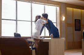 A Divorce Lawyer in Love: Season 1 - Episode 8