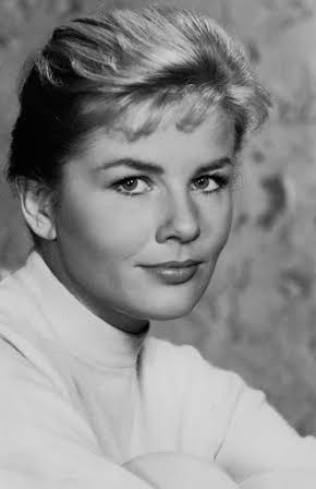 Sabine Bethmann as 