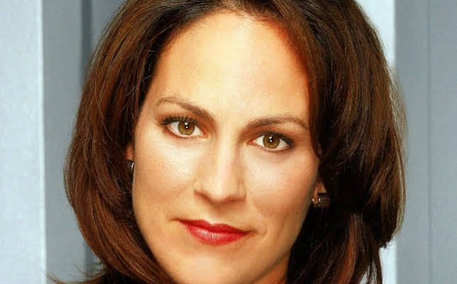 Annabeth Gish