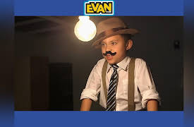 EvanTubeHD: Who Broke the Vase? Mystery Detective Story