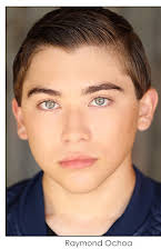 Raymond Ochoa as Arlo