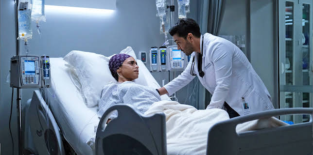 01:00: The Resident (S4 E12) (S4) | Viasat Series | 12/30 2025