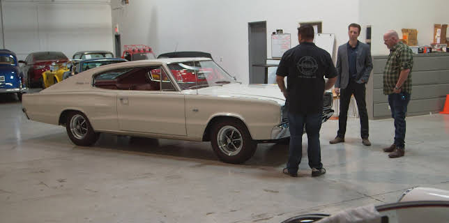 04:00: Pawn Stars (S19 E6) (S19) | Viasat 4 | 3/17 2026