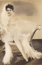 Kathleen O'Malley como Prudence Perkins