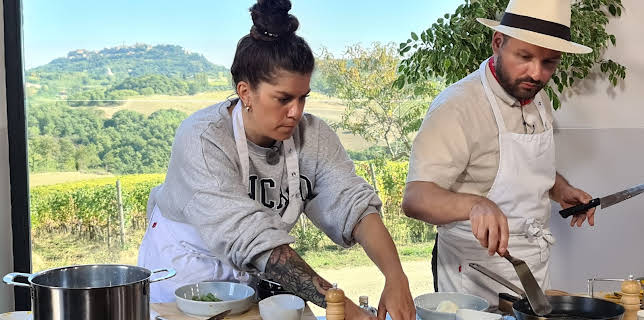 09:40: Den store matfesten - Toscana (S1 E18) (S1) | TVNorge | 2/4 2026