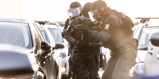 00:50: Wisting (S1 E5) (S1) | TV3 | 10/8 2025