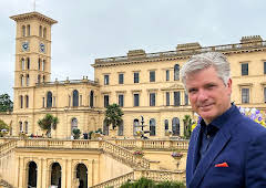 Secrets of The Royal Palaces