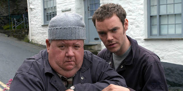 15:30: Doc Martin (S2 E3) (S2) | TV8 | 2/19 2026