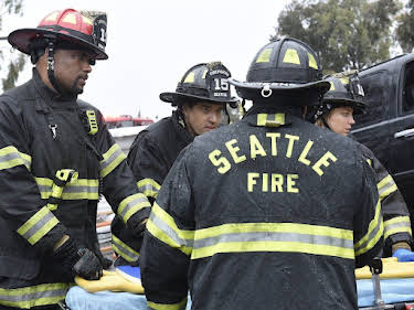 07:35: Seattle Firefighters - Die jungen Helden | Sixx | 8/7 2026