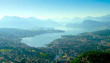 Der Vierwaldstättersee - Blaues Juwel der Schweiz