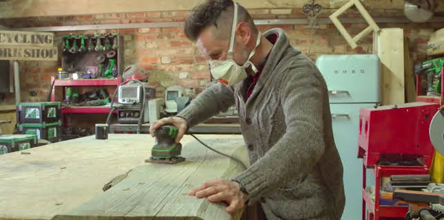 8:55 AM: Find It, Fix It, Flog It | More 4 | 1/8 2026