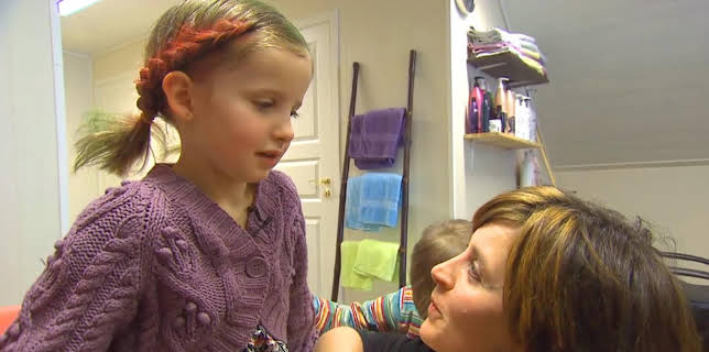 11:50: Klart eg kan: Å ta hol i øyrene | NRK Super | 1/12 2026