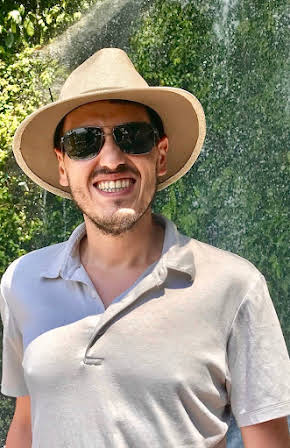 Ciro Sorrentino as Director