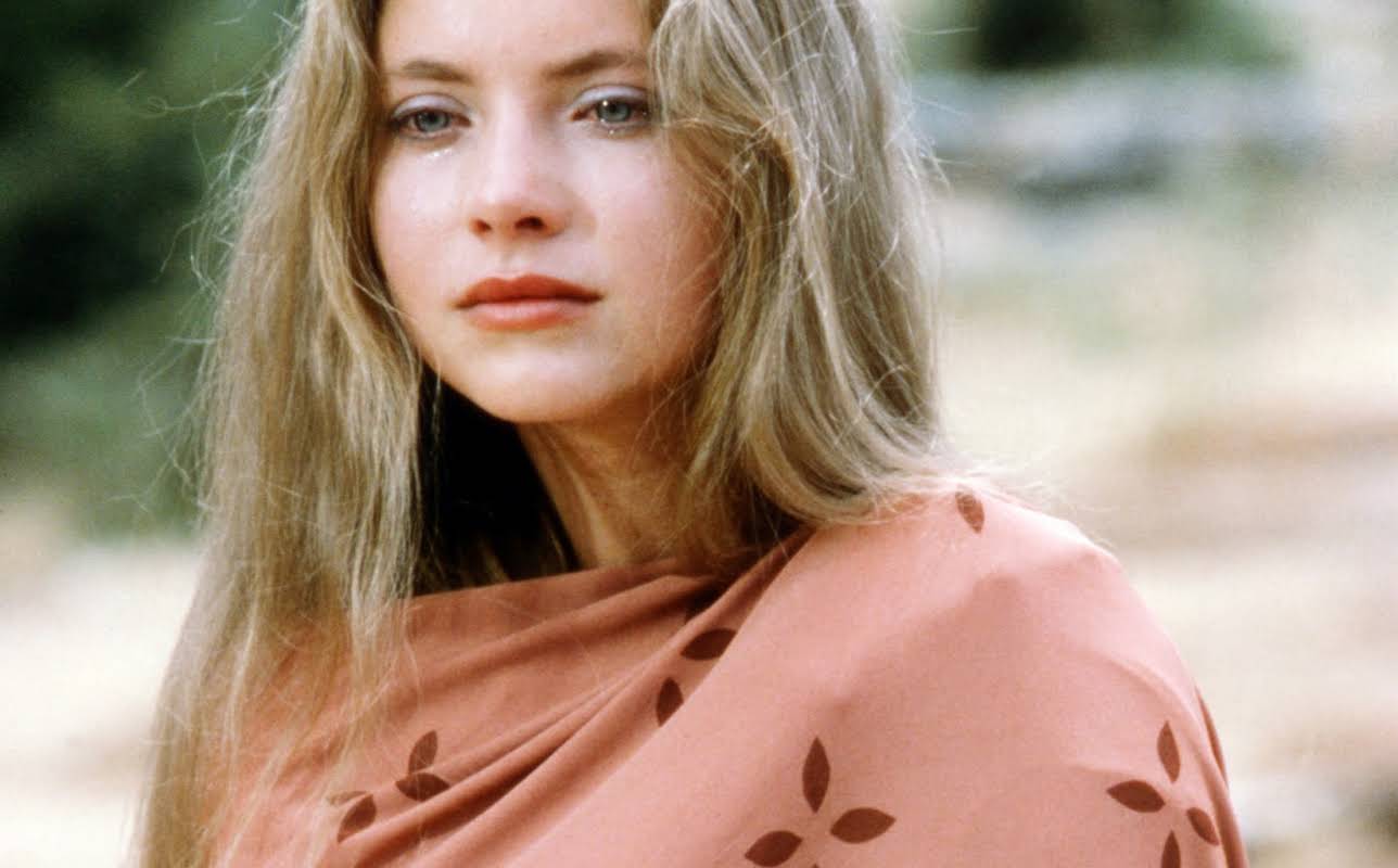Judi Bowker
