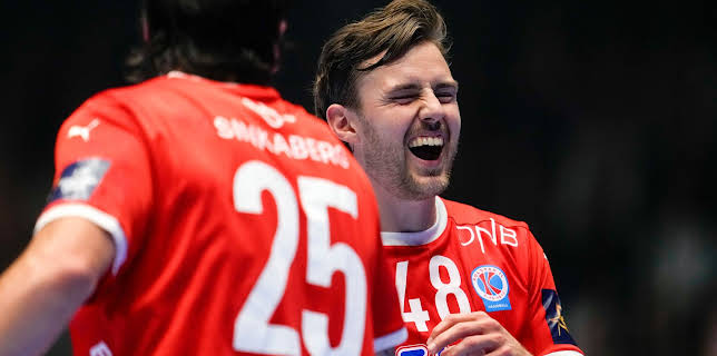 11:25: NM, menn: Elverum - Kolstad | TV 2 Sport 2 | 11/8 2025