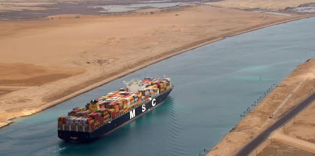 05:30: Containerschiffe - Die dunklen Geschäfte der Reeder | ZDFinfo | 11/29 2025