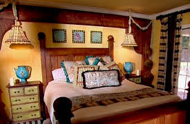 Color Splash: French Country Bedroom