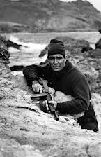 Michalis Nikolinakos como Myron 
  
  
  (as Michael Nikolinakos)