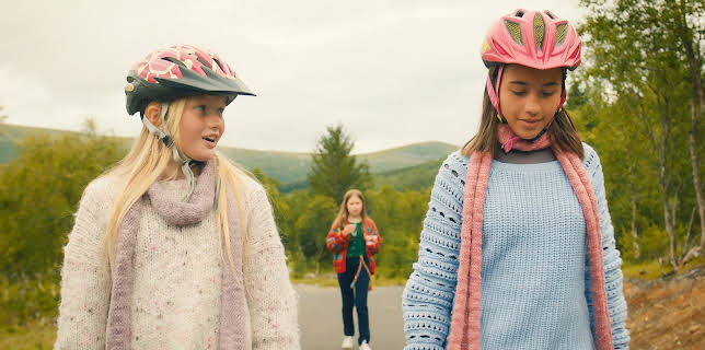 18:55: Rabalder: Ensomme ulver | NRK Super | 11/2 2025