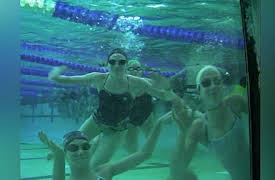Postcards from Buster: Season One: Swimming in the Desert (Phoenix, Arizona)
