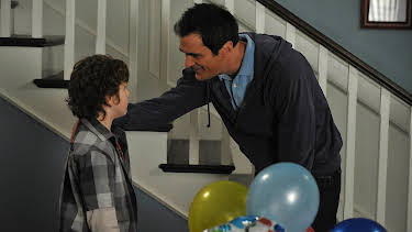 8:30 AM: Modern Family | E4 | 3/31 2026