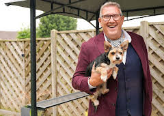 Dogs Behaving (Very) Badly