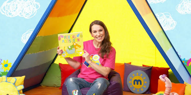 9:05 AM: Milkshake! Story Den (S4 E2) (S4) | Channel 5 | 1/19 2026