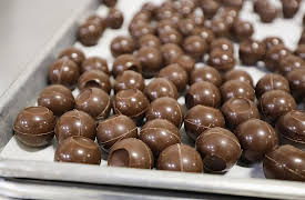 Snack on This!, Season 1: Sugar Rush