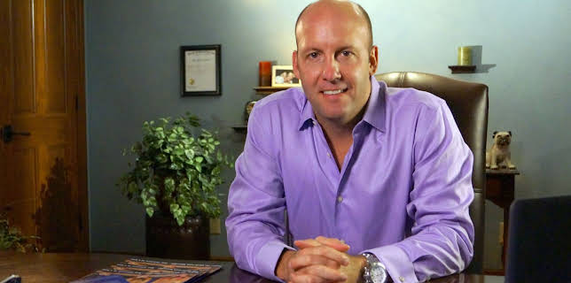 3:20 AM: Undercover Boss USA | Channel 4 | 12/10 2025