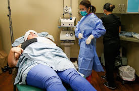 Dr. Pimple Popper: Before the Pops Season 1: Mystery Blisters: Diagnosis Unknown