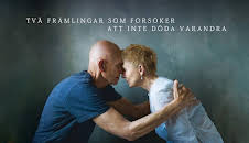 Dox: Två främlingar som försöker att inte döda varandra