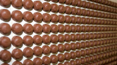 5:45 AM: The Wonderful World of Chocolate | Channel 5 | 1/4 2026